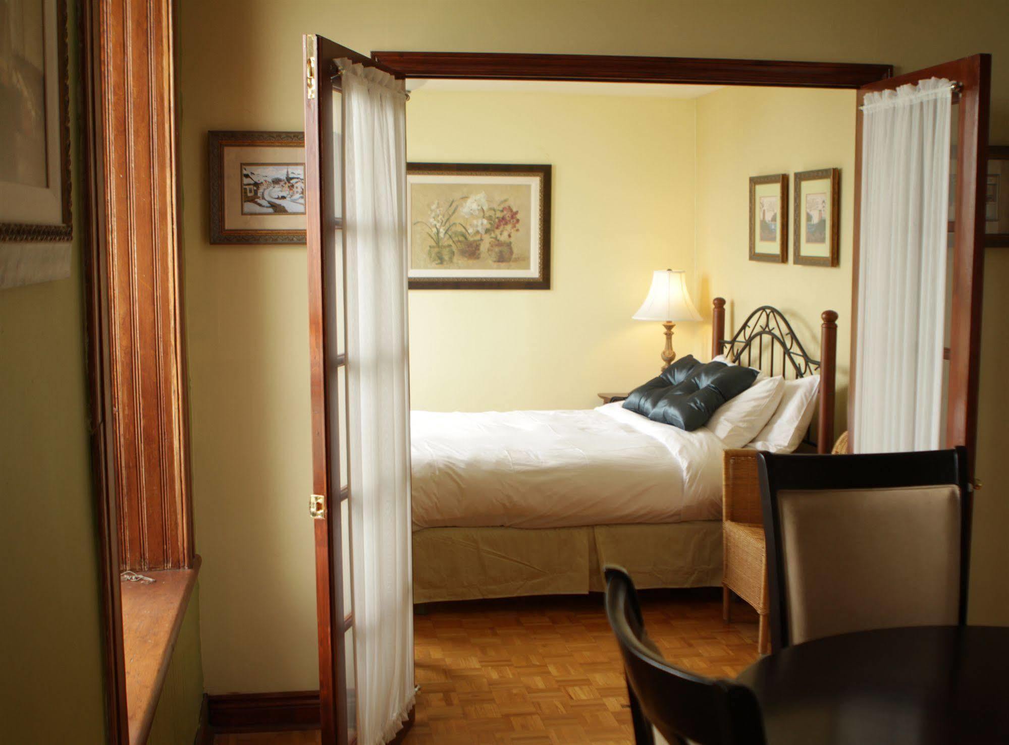 Auberge De La Place Royale モントリオール エクステリア 写真